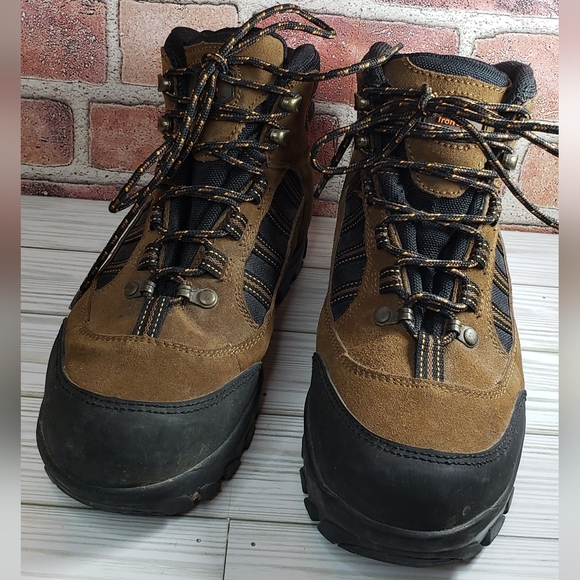 Iron Age Boots with Safety Toe Size 8 - Picture 3 of 10